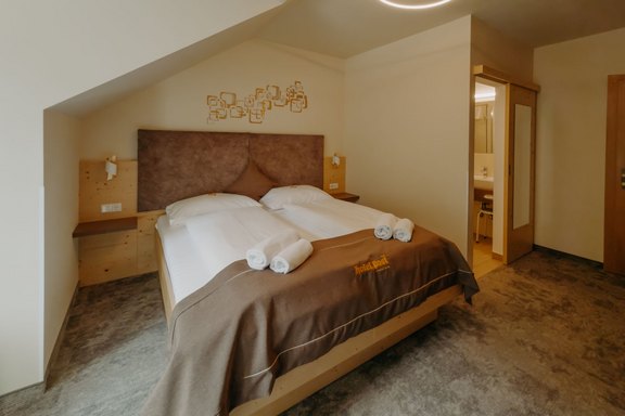 Zimmer Hotel Post Hönigwirt (c/WA-F.Luckerbauer) Zimmer Hotel Post Hönigwirt